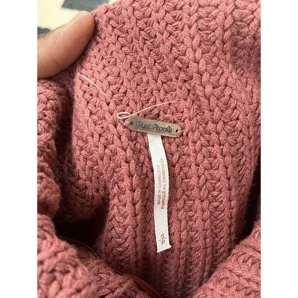 Free People Swim Too Deep Oversized Chunky Knit Mock Sweater Small‎ Marsala Pink - Picture 3 of 7